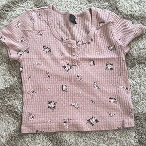 xs, pink with white+pink flowers, three buttons near chest, wild fable, t shirt!